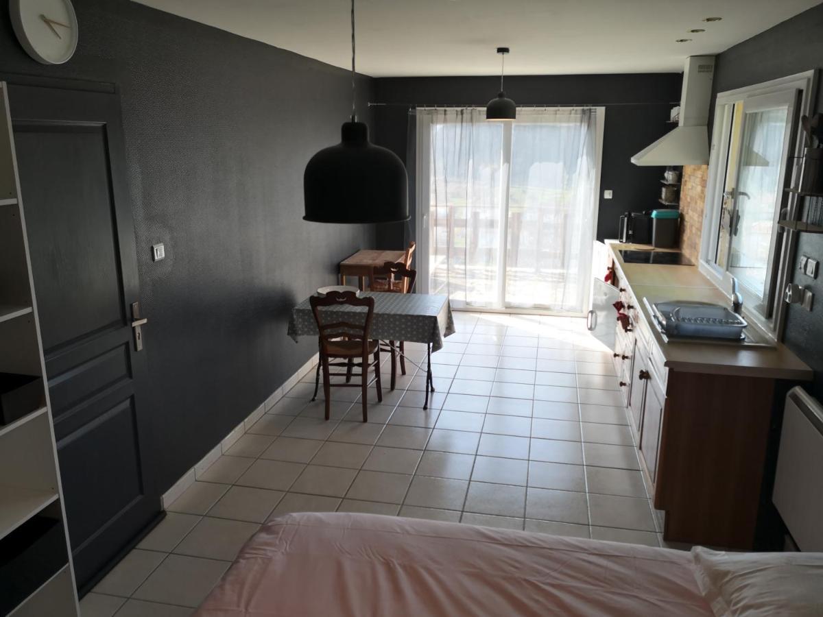 Chambre Meublee Avec Vue Panoramique A Perigueux Sanilhac  Eksteriør billede