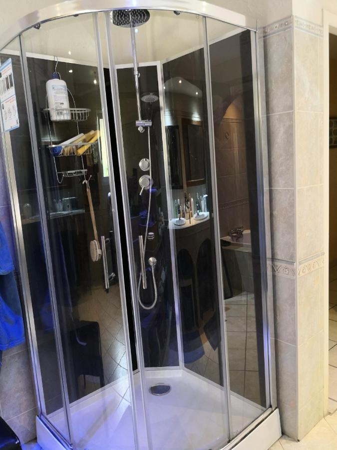Chambre Meublee Avec Vue Panoramique A Perigueux Sanilhac  Eksteriør billede